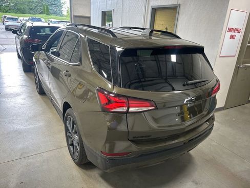 Used 2024 Chevrolet Equinox RS FWD image 5