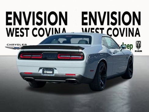 Used 2022 Dodge Challenger SRT Hellcat Redeye image 10
