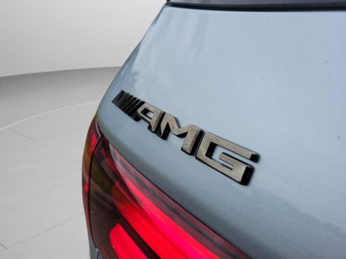 Certified 2026 Mercedes-Benz GLB 35 AMG 4MATIC image 31