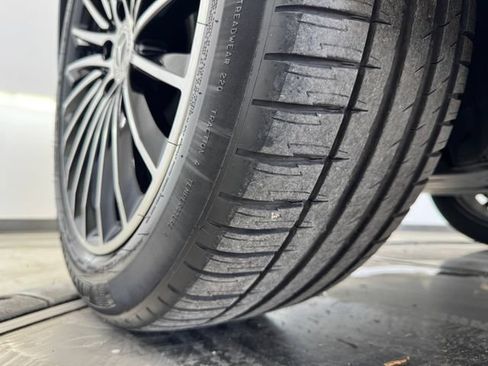 Certified 2026 Mercedes-Benz GLC 300 image 12