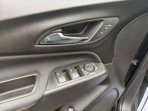 Used 2024 Chevrolet Equinox RS w/ LPO, Floor Liner Package image 31