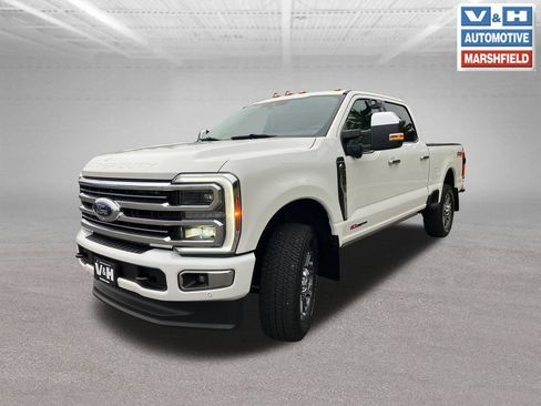 Used 2025 Ford F250 Platinum w/ Platinum Plus Package AWD/4WD image 39