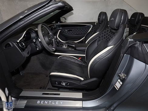 Used 2022 Bentley Continental GT Speed image 19