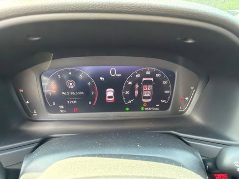 Used 2025 Honda Accord SE image 2