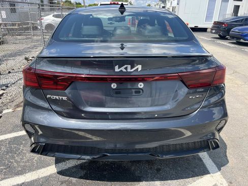 Used 2023 Kia Forte GT-Line w/ GT-Line Premium Package FWD image 5