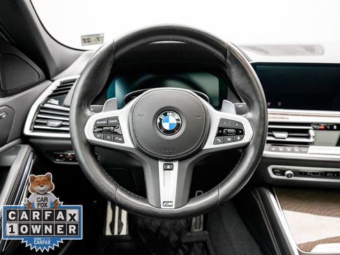 Used 2022 BMW X6 xDrive40i w/ M Sport Package AWD/4WD image 11