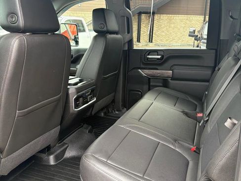 Used 2022 Chevrolet Silverado 3500 LTZ w/ LTZ Convenience Package AWD/4WD image 6