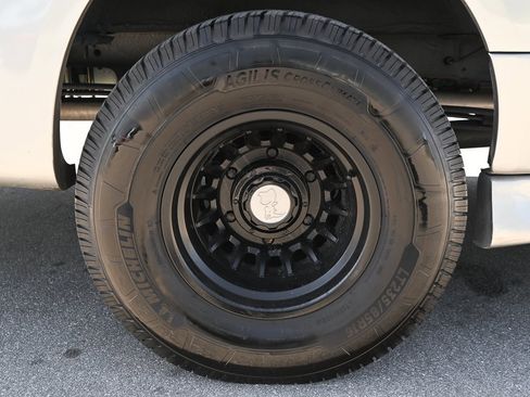 Used 2023 Mercedes-Benz Sprinter 3500 image 9