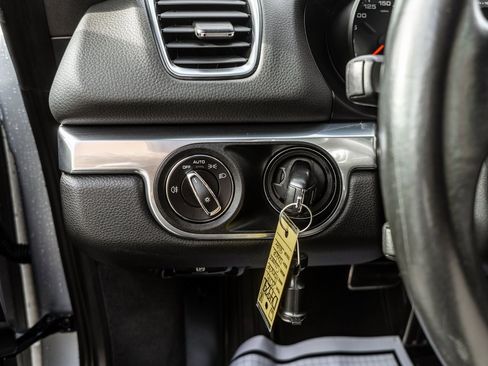 Used 2016 Porsche Cayman S image 17