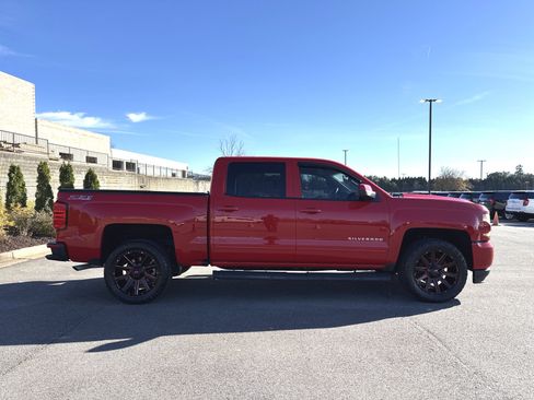 Used 2017 Chevrolet Silverado 1500 LT w/ All Star Edition image 11