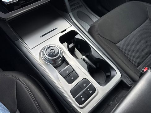 Used 2022 Ford Explorer XLT RWD image 18