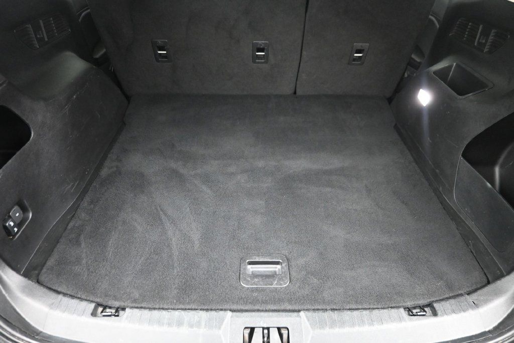 Used 2024 Ford Edge SEL AWD/4WD image 11