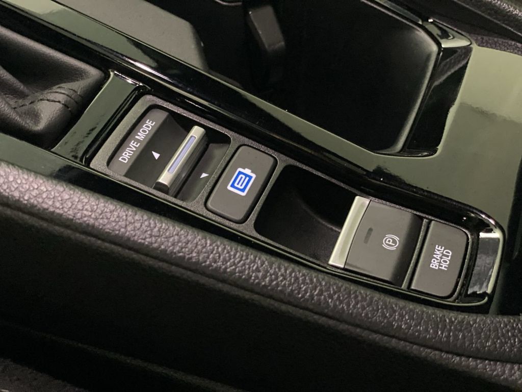 Used 2024 Honda Accord Sport image 40