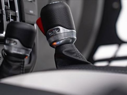 Used 2026 Jeep Gladiator Sport image 26