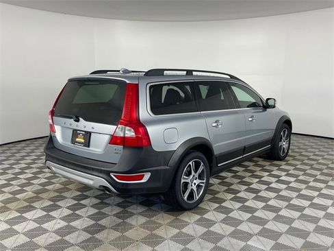 Used 2013 Volvo XC70 T6 Platinum image 24