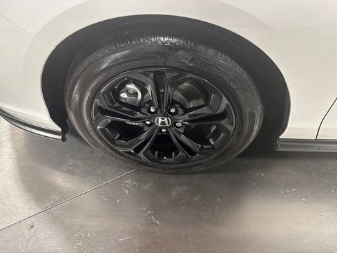 Used 2025 Honda Accord SE image 2