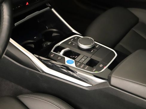 Used 2024 BMW i4 eDrive40 w/ Premium Package RWD image 17
