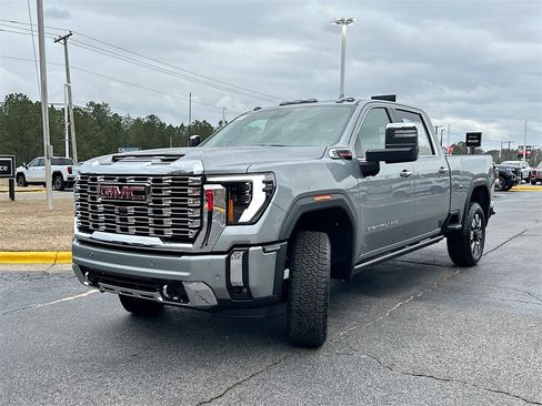 New 2026 GMC Sierra 2500 Denali w/ Denali Reserve Package image 2