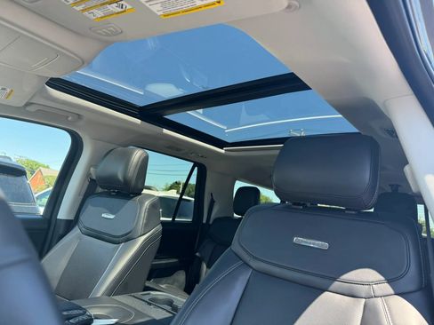 Used 2025 Ford Expedition Max Platinum AWD/4WD image 4