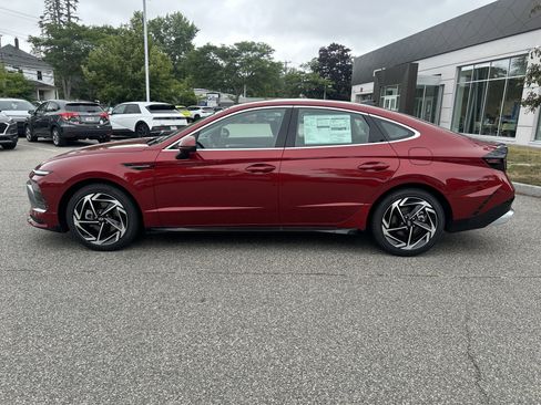 New 2026 Hyundai Sonata SEL AWD/4WD image 2