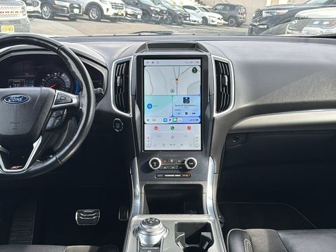 Certified 2022 Ford Edge ST image 6