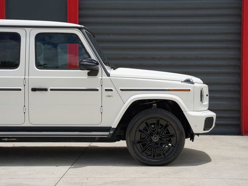 Used 2025 Mercedes-Benz G 580 w/ EQ Technology image 4