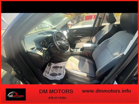 Used 2018 Ford Escape SE w/ SE Sport Appearance Package AWD/4WD image 12