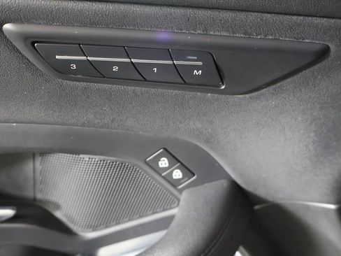 Used 2022 Jaguar E-PACE SE image 35