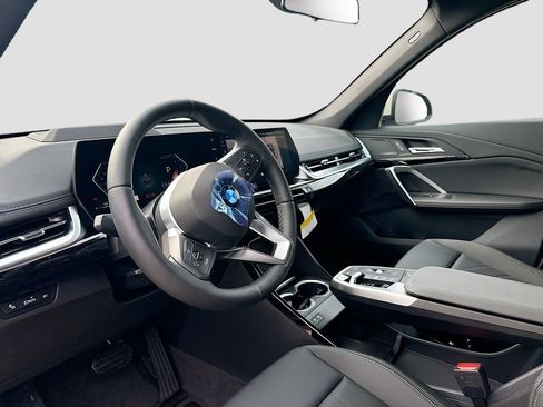 New 2026 BMW X1 xDrive28i w/ Technology Package AWD/4WD image 9