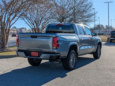 Used 2023 Chevrolet Colorado LT image 8