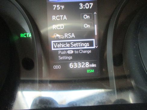 Used 2022 Toyota Camry SE w/ Convenience Package FWD image 23