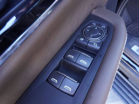 New 2026 GMC Yukon XL Denali Ultimate w/ LPO, Illumination Package image 17