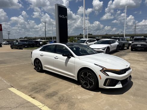 Certified 2025 Kia K5 GT-Line w/ GT-Line Premium Package AWD/4WD image 12