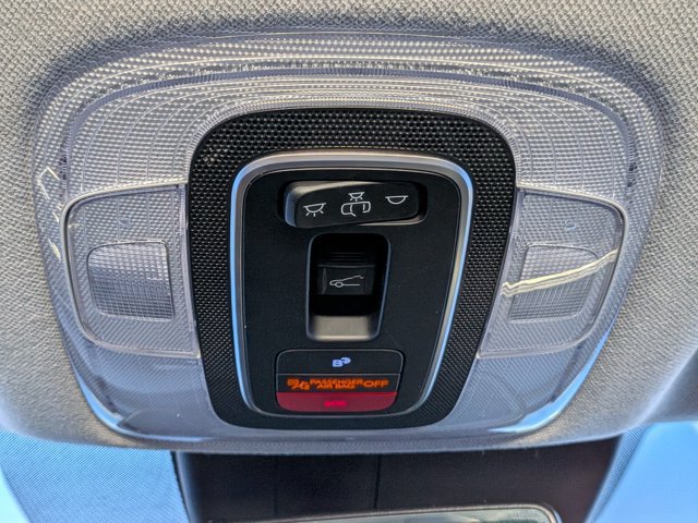 Used 2024 Hyundai Elantra Limited FWD image 30