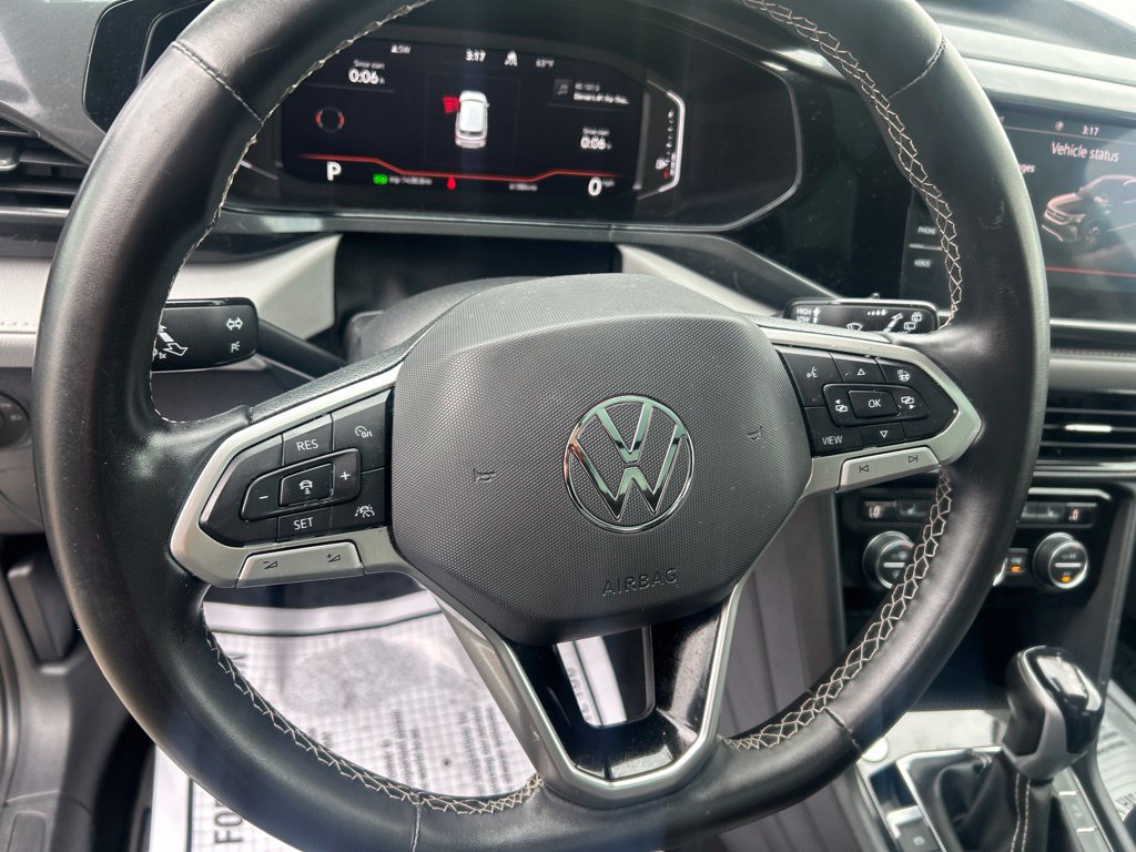 Used 2022 Volkswagen Taos SEL w/ Panoramic Sunroof Package AWD/4WD image 24