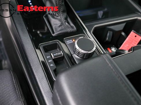 Used 2022 Toyota Tundra SR5 w/ SR5 Convenience Package image 20