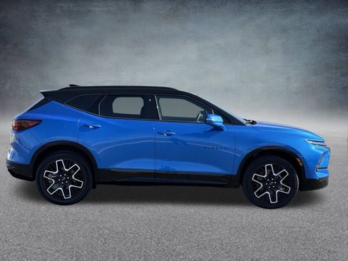 New 2026 Chevrolet Blazer RS w/ LPO, Floor Liner Package image 2