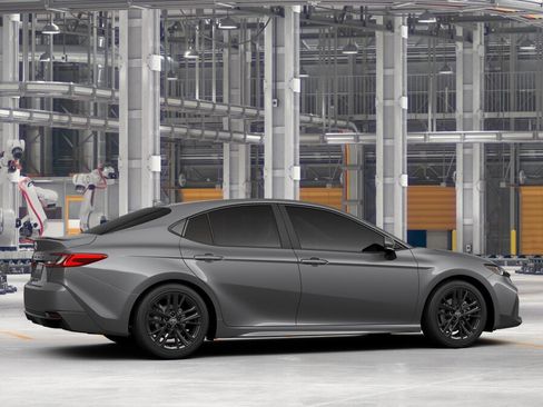 New 2026 Toyota Camry SE FWD image 11