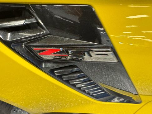 Used 2016 Chevrolet Corvette Z06 w/ 3LZ Preferred Equipment Group RWD image 25