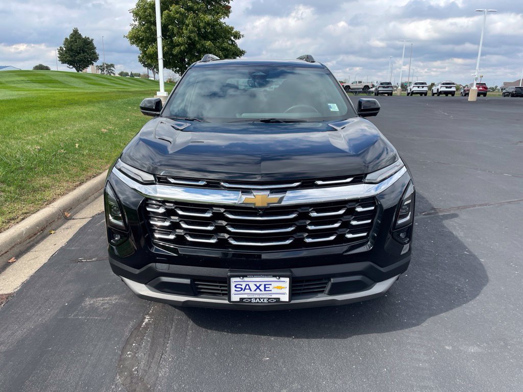 Used 2025 Chevrolet Equinox LT w/ Convenience Package II AWD/4WD image 8