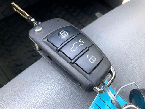 Used 2022 Audi Q3 2.0T Premium Plus AWD/4WD image 15
