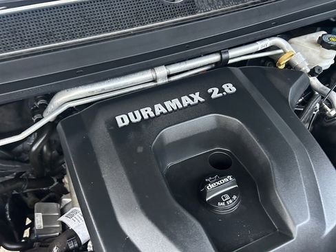 Used 2018 Chevrolet Colorado ZR2 image 30