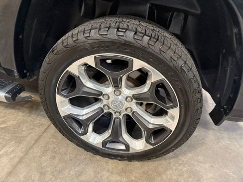 Used 2019 RAM 1500 Limited AWD/4WD image 28