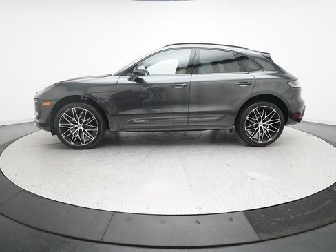 Used 2026 Porsche Macan AWD/4WD image 2
