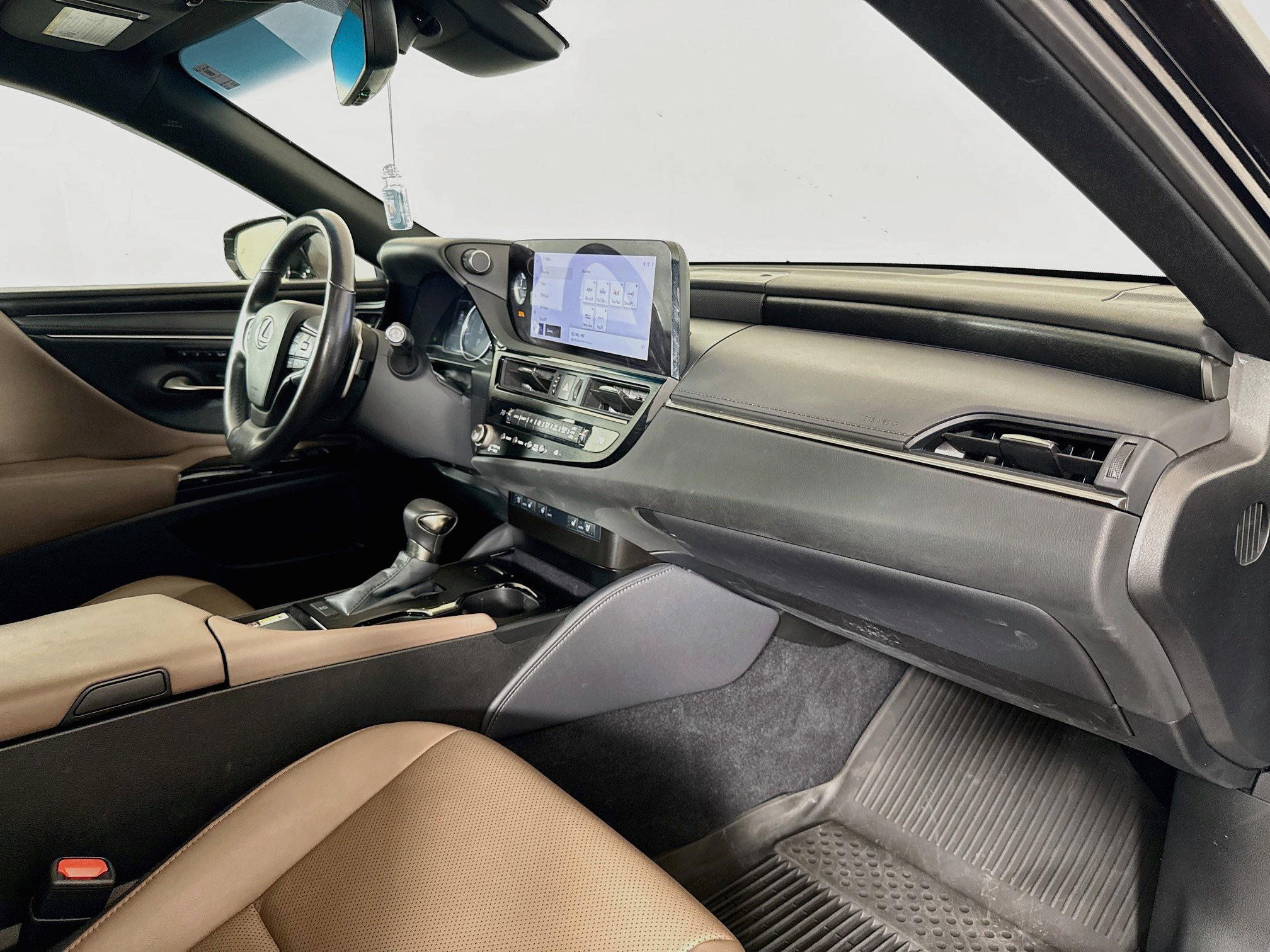 Used 2024 Lexus ES 350 w/ Premium Package FWD image 29