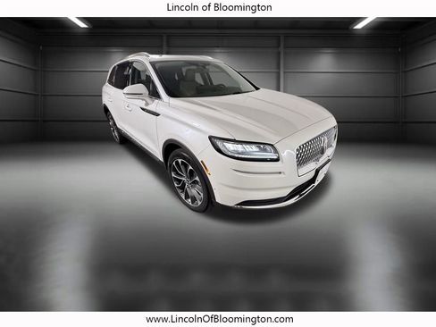 Certified 2023 Lincoln Nautilus Reserve w/ Equipment Group 201A image 11