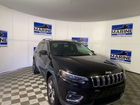 Used 2019 Jeep Cherokee Limited AWD/4WD image 4