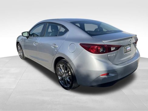 Used 2018 MAZDA MAZDA3 Touring FWD image 7