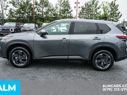Used 2025 Nissan Rogue SV FWD image 7
