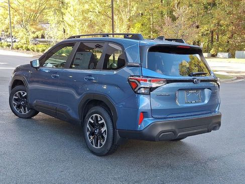 New 2025 Subaru Forester Premium image 11